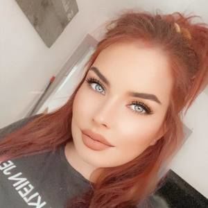 Meet your Posher, Katelyn